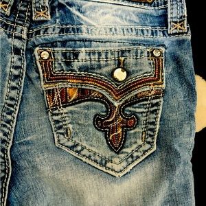 🌺ROCK REVIVAL JEANS🌺